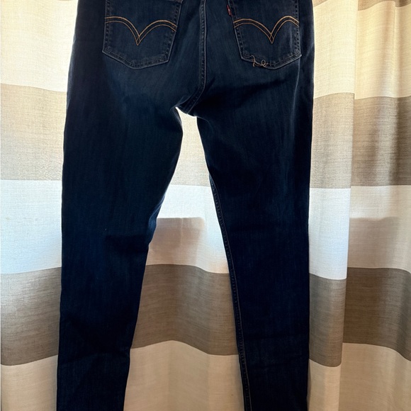 Levi's Women's Skinny Jeans - Dark Blue - Picture 2 of 3
